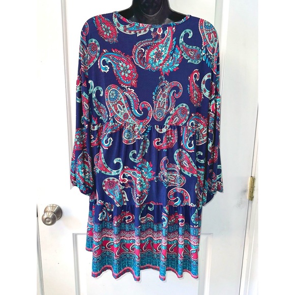 Boutique babydoll style tunic top with paisley print - Picture 3 of 4